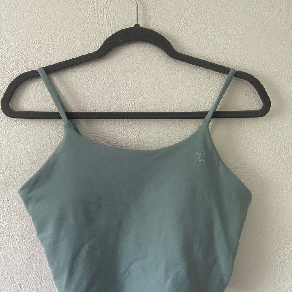 Free spirit outlet built in top